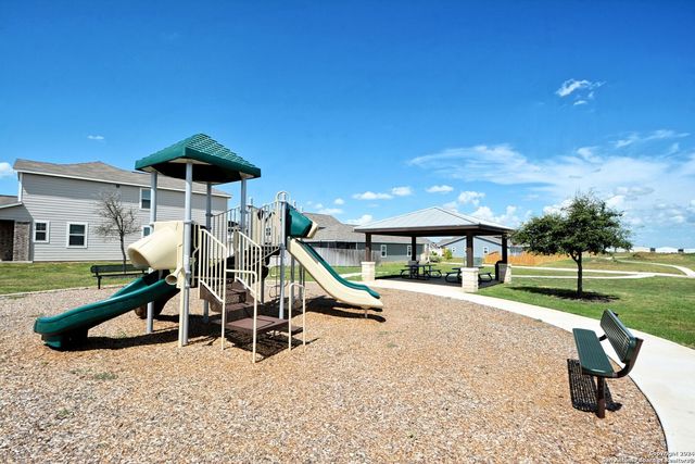 2561 Solon Lane, Seguin, TX 78155