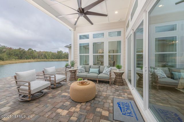 37 COURTNEY OAKS Drive, St. Augustine, FL 32092