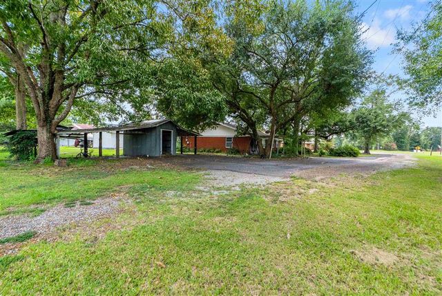 404 N 10th Street, Kinder, LA 70648