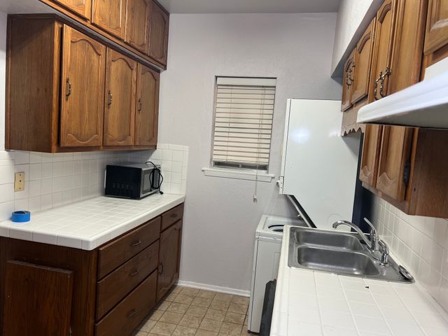 6027 E University Boulevard 114, Dallas, TX 75206