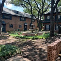 6027 E University Boulevard 114, Dallas, TX 75206