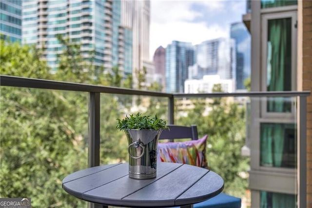 905 Juniper Street N 410, Atlanta, GA 30309