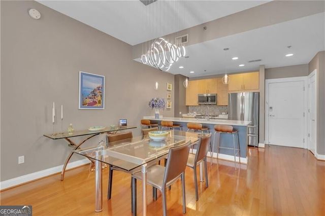 905 Juniper Street N 410, Atlanta, GA 30309