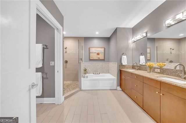 905 Juniper Street N 410, Atlanta, GA 30309