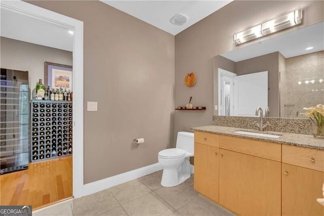 905 Juniper Street N 410, Atlanta, GA 30309