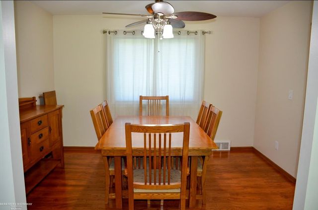 50508 W Shamrock Street, New Baltimore, MI 48047