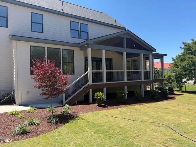 215 Grigsby Avenue, Holly Springs, NC 27540