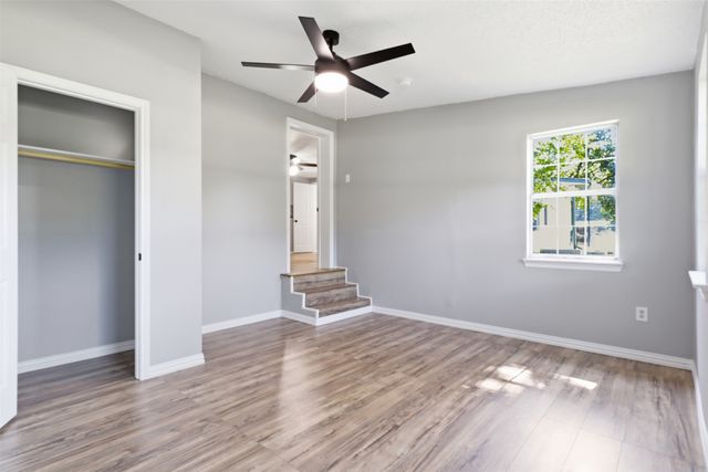 1941 Lariat Lane, Burleson, TX 76028