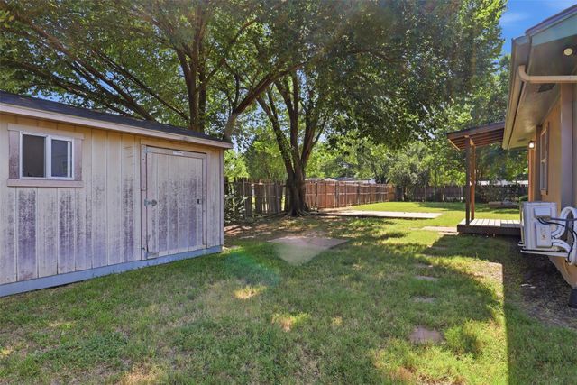 1941 Lariat Lane, Burleson, TX 76028