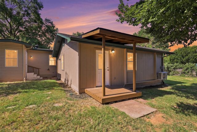 1941 Lariat Lane, Burleson, TX 76028