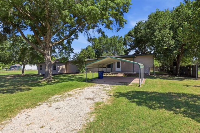 1941 Lariat Lane, Burleson, TX 76028