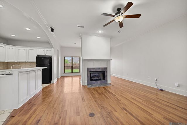 10325 Springpark Ave, Baton Rouge, LA 70810