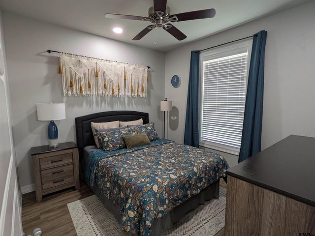 1808 Forestdale Blvd, Whitehouse, TX 75791