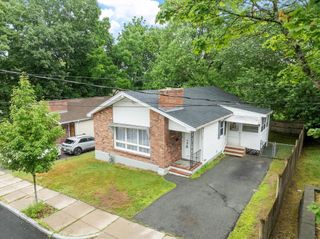 68 Charles St, Boston, MA 02136