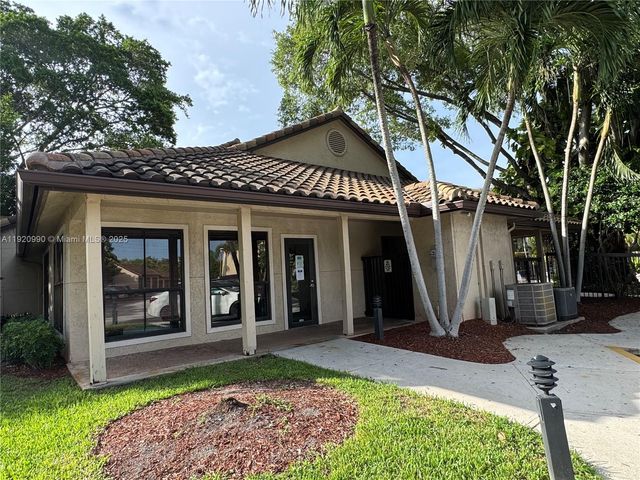 4341 W Mcnab Rd 27, Pompano Beach, FL 33069