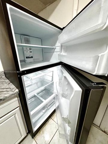 4341 W Mcnab Rd 27, Pompano Beach, FL 33069