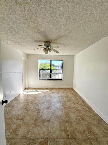 4341 W Mcnab Rd 27, Pompano Beach, FL 33069