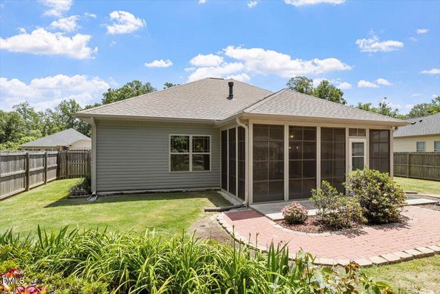 134 Woodwater Circle, Lillington, NC 27546