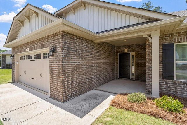 134 Woodwater Circle, Lillington, NC 27546
