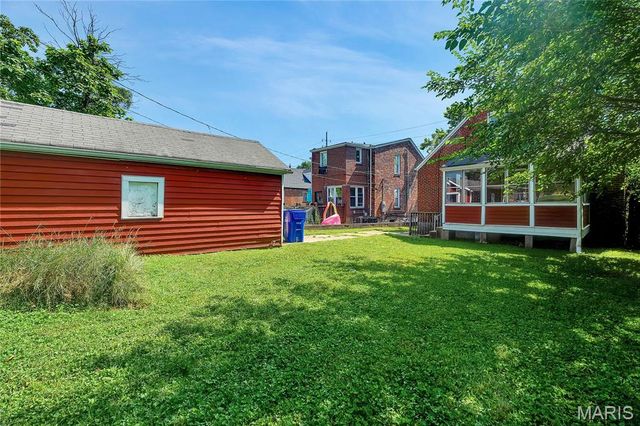 1085 Ferguson Avenue, Saint Louis, MO 63130