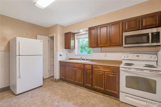 1085 Ferguson Avenue, Saint Louis, MO 63130