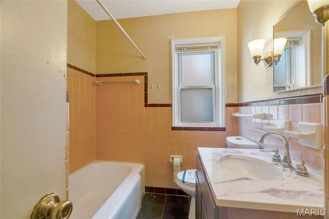 1085 Ferguson Avenue, Saint Louis, MO 63130