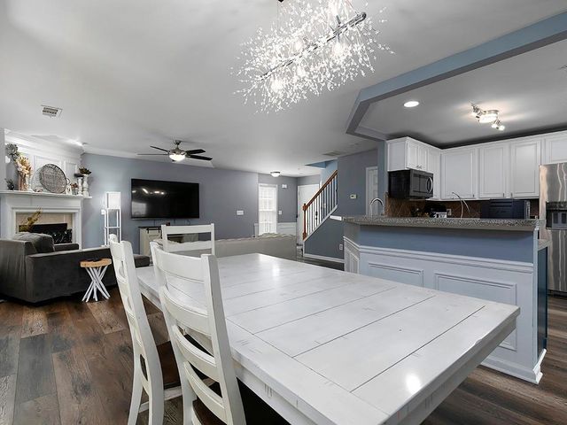 308 Balaban Circle, Woodstock, GA 30188