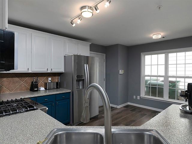 308 Balaban Circle, Woodstock, GA 30188