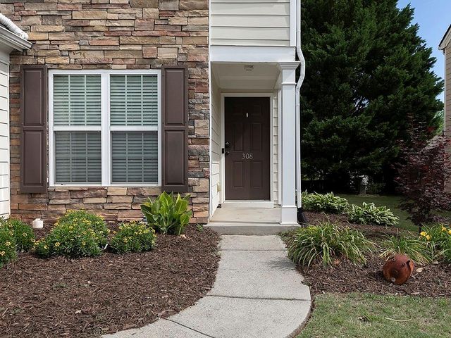 308 Balaban Circle, Woodstock, GA 30188