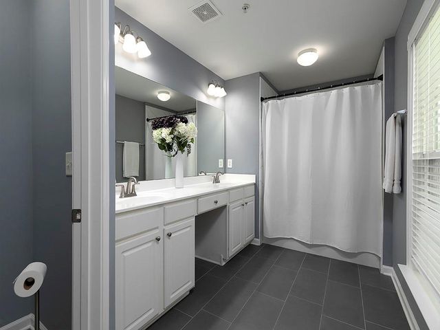 308 Balaban Circle, Woodstock, GA 30188