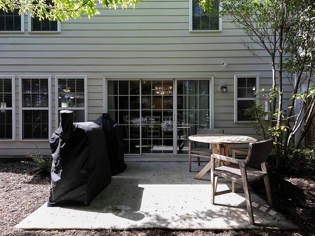 308 Balaban Circle, Woodstock, GA 30188