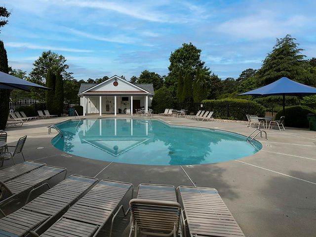 308 Balaban Circle, Woodstock, GA 30188