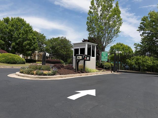 308 Balaban Circle, Woodstock, GA 30188