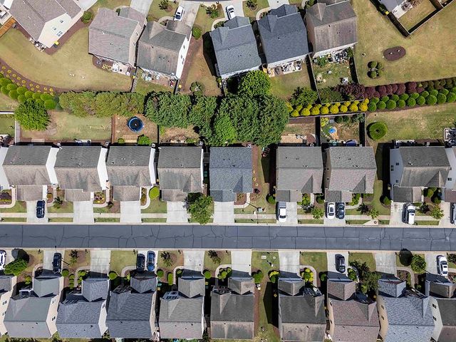 308 Balaban Circle, Woodstock, GA 30188