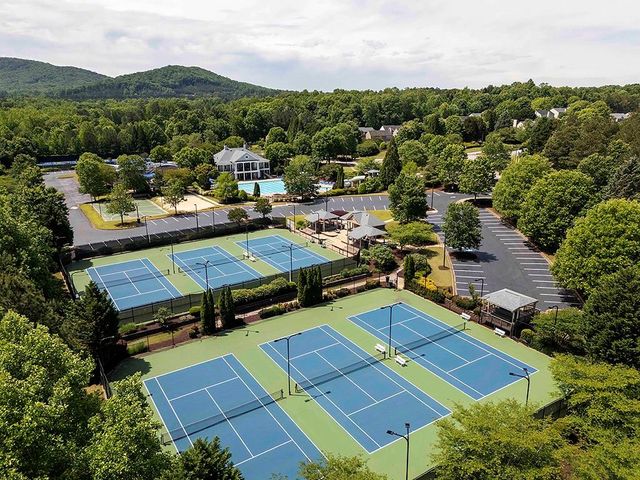 308 Balaban Circle, Woodstock, GA 30188