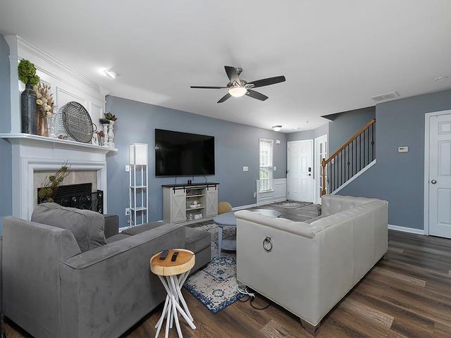 308 Balaban Circle, Woodstock, GA 30188