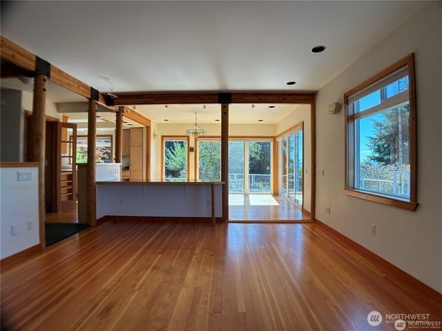 4957 Scurlock Road, Freeland, WA 98249