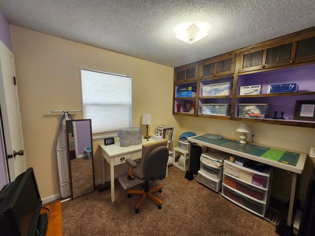 6452 N Hydraulic Ave, Park City, KS 67219