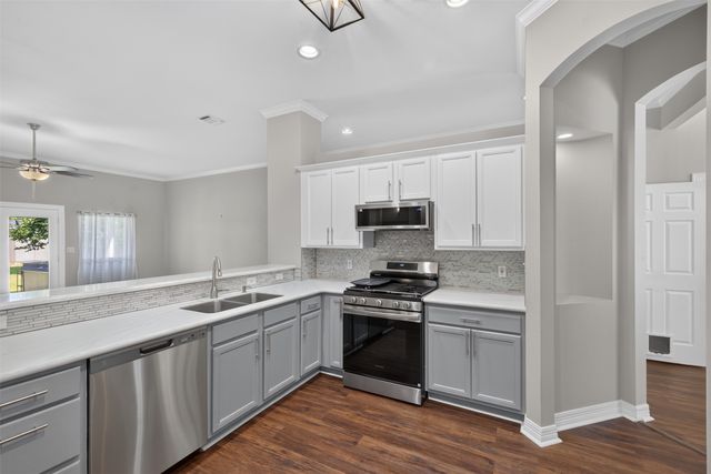 418 Heritage Drive, Bossier City, LA 71112