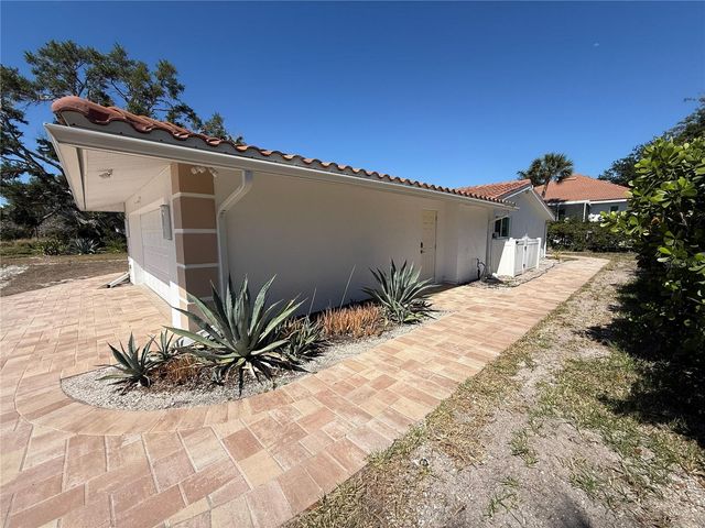 5569 SHADOW LAWN DRIVE, Sarasota, FL 34242