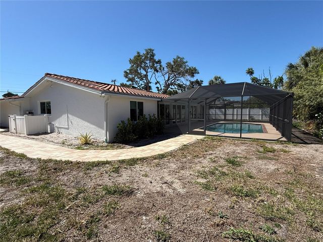 5569 SHADOW LAWN DRIVE, Sarasota, FL 34242