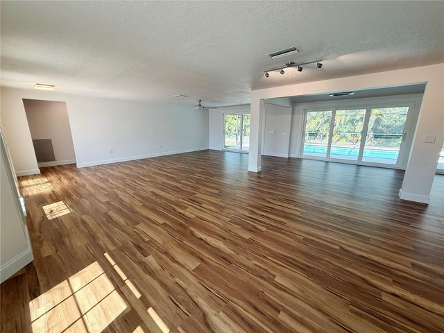 5569 SHADOW LAWN DRIVE, Sarasota, FL 34242