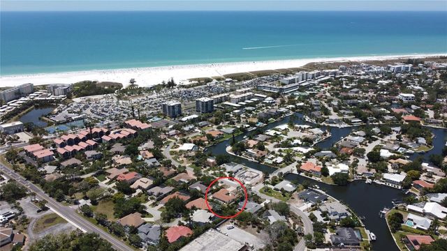 5569 SHADOW LAWN DRIVE, Sarasota, FL 34242