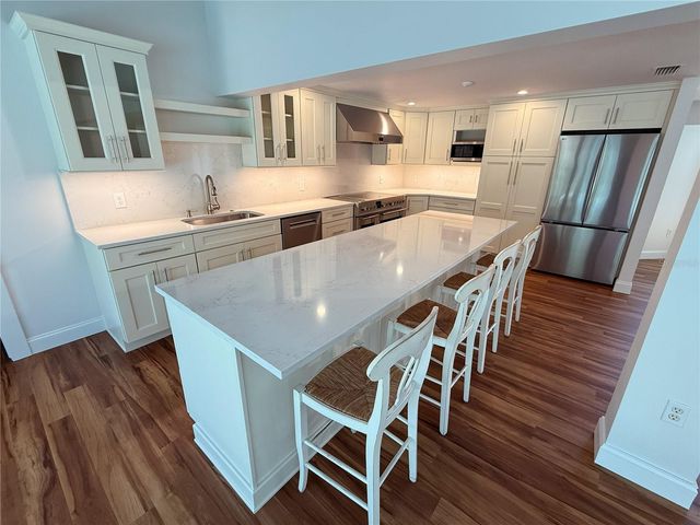 5569 SHADOW LAWN DRIVE, Sarasota, FL 34242