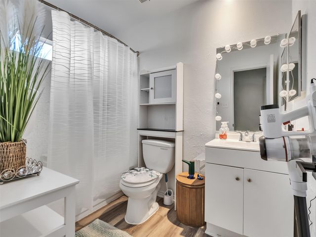 12321 Corona Lane, Houston, TX 77072