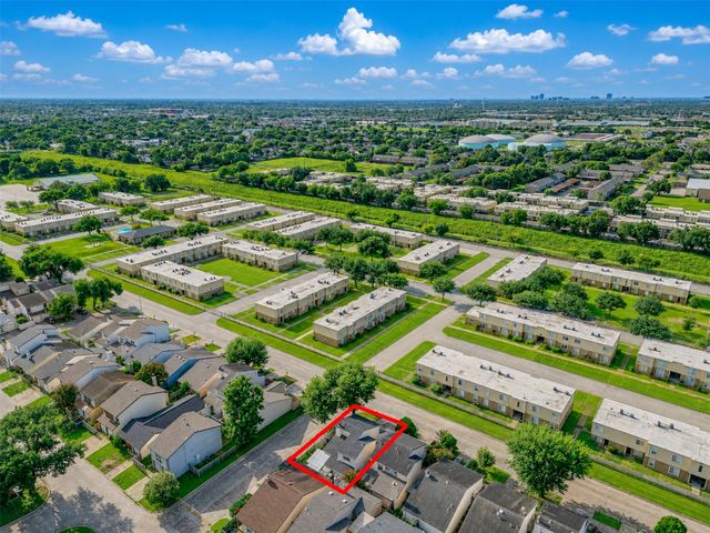 12321 Corona Lane, Houston, TX 77072