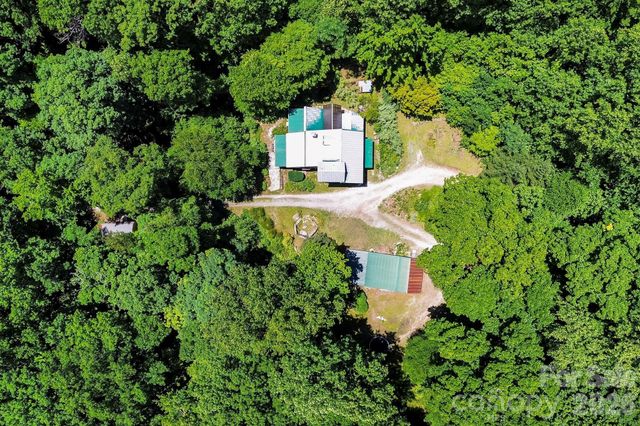 173 Camp Elliott Road, Black Mountain, NC 28711