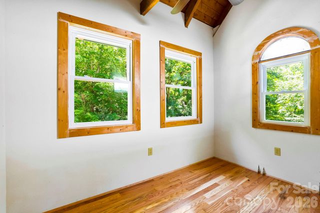 173 Camp Elliott Road, Black Mountain, NC 28711