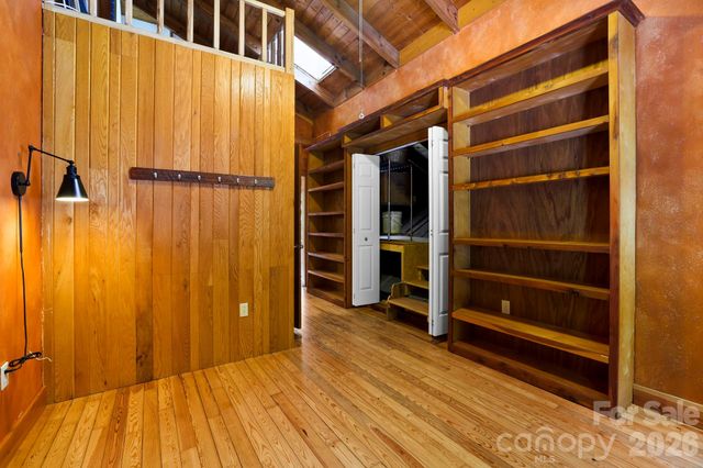 173 Camp Elliott Road, Black Mountain, NC 28711