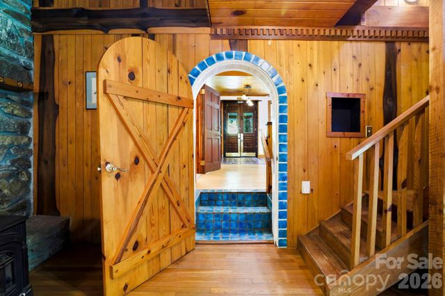 173 Camp Elliott Road, Black Mountain, NC 28711